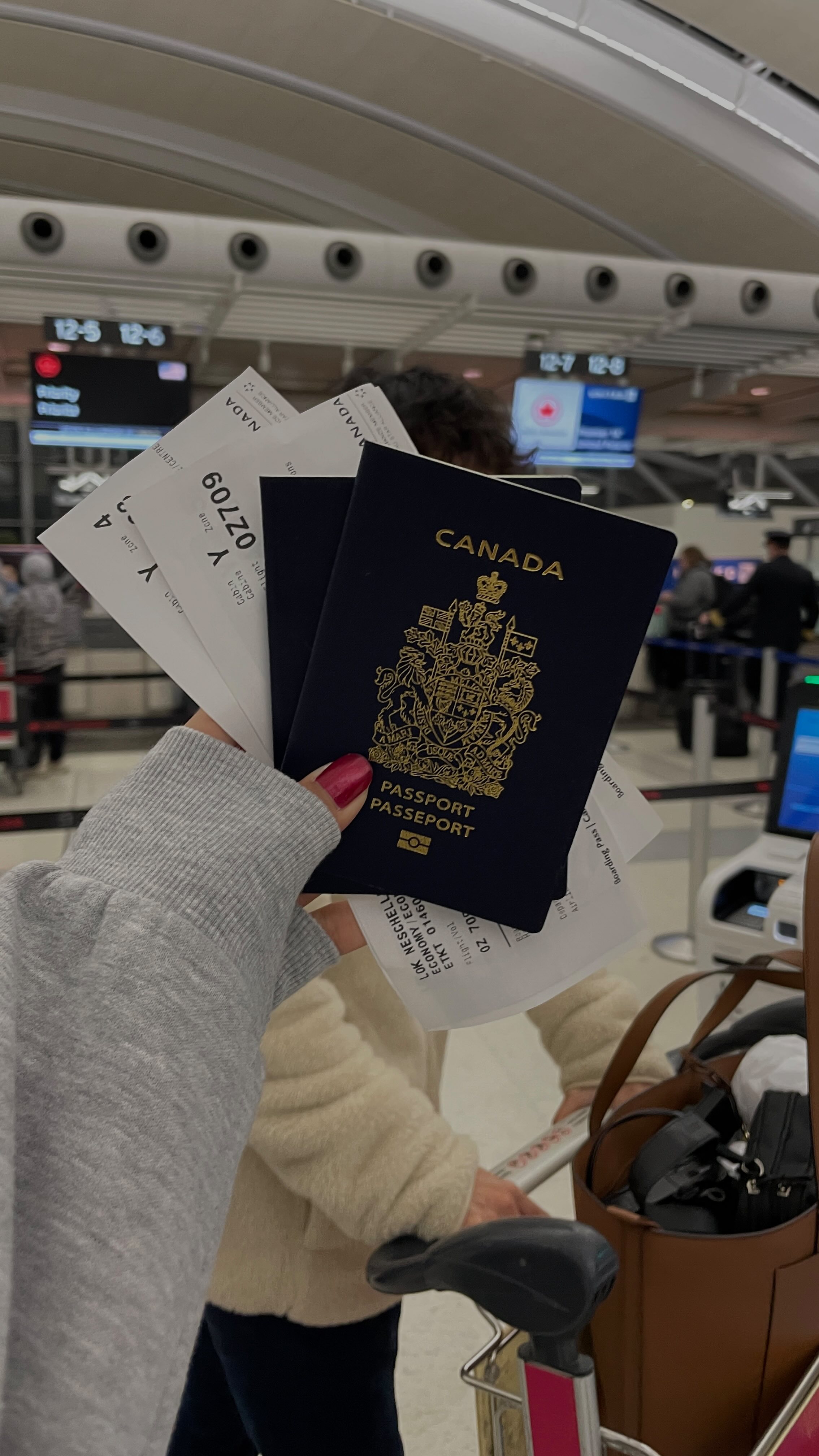 the best feeling >>>
☆
☆
☆
☆
☆
☆
#travel #explore #exploremore #travelblog #airport #newyear #travel